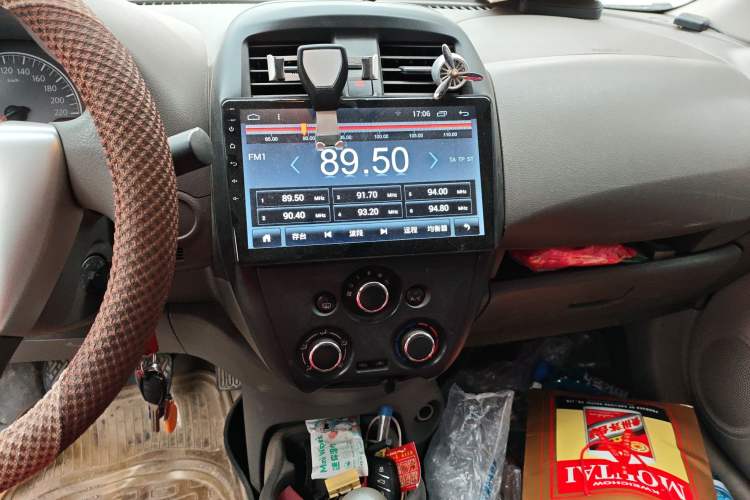 Used Nissan Sunny 2015 1.5XE Manual Comfort Edition
