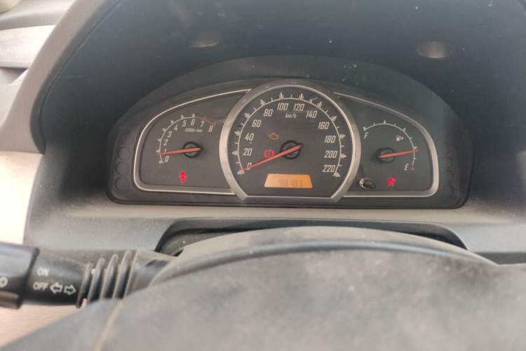 Used Baojun 630 2011 1.5L manual Elite version
