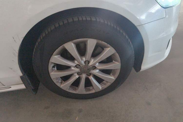 Used Audi A6L 2016 TFSI Technology Edition Right Front Wheel Hub