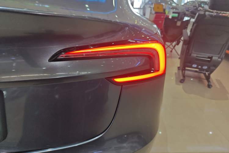 Used Tesla Model 3 2023 Rear-Wheel-Drive Version