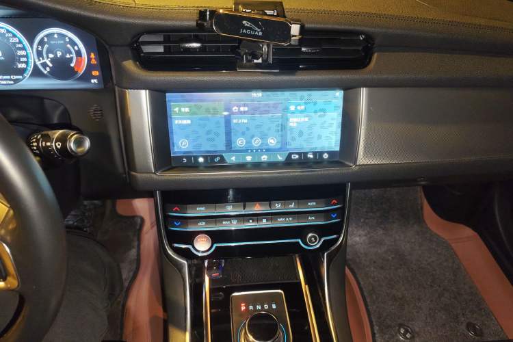 Used Jaguar XFL 2020 XFL 2.0T P200 Two-Wheel-Drive Elite Edition
