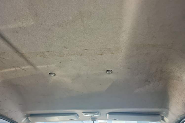 Used FORTHING Lingzhi 2013 M3 1.6L 7-Seater Luxury Model
