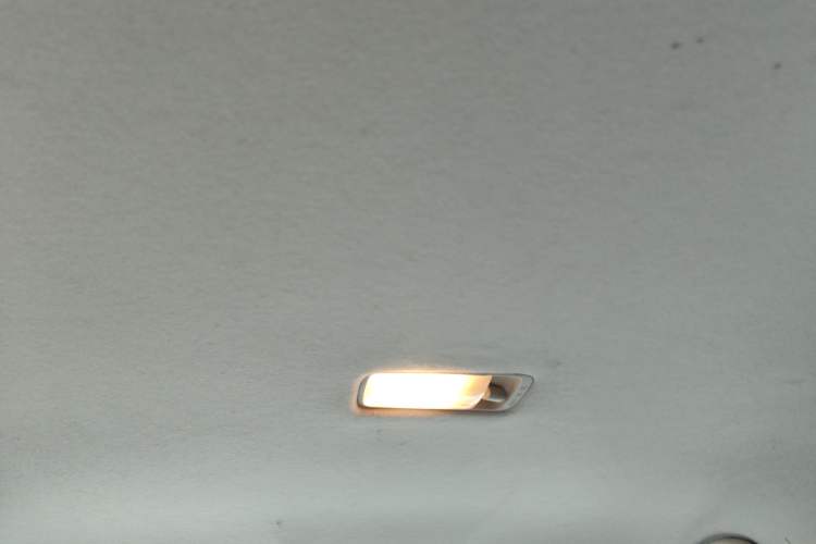 Used Nissan Sylphy 2016 Classic 1.6XE Automatic Comfort Edition Headliner