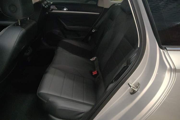 Used Volkswagen Lavida 2022 1.5L Automatic Comfort Edition
