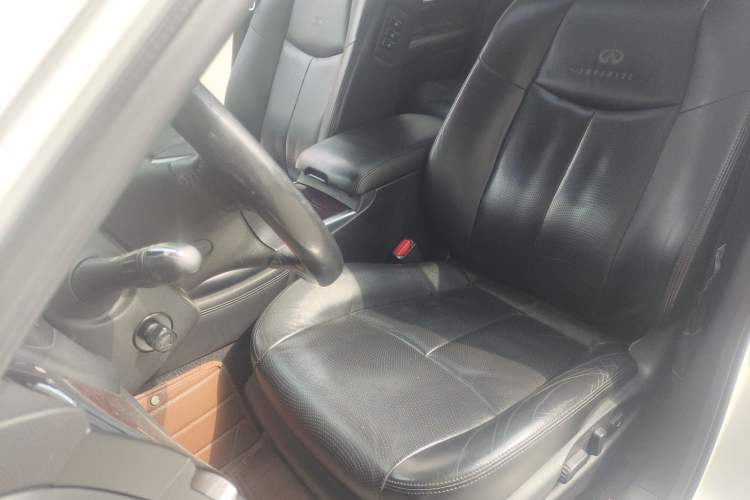 Used Infiniti Q70 2013 Q70L 2.5L Comfort Edition