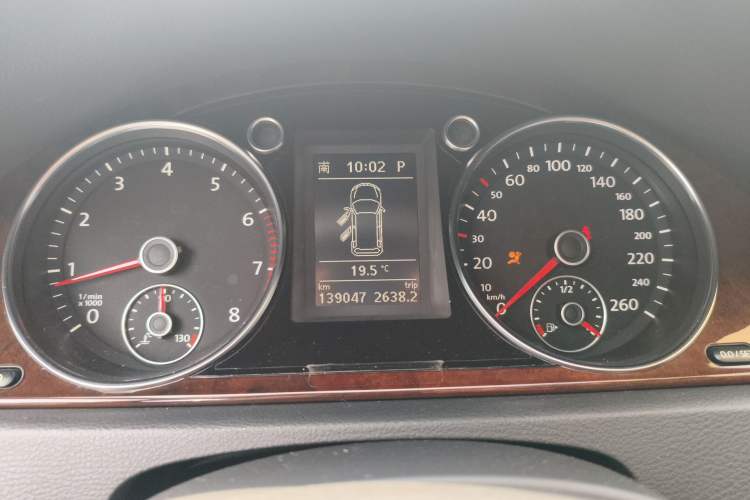 Used Volkswagen Magotan 2012 Travel Edition 2.0 TSI Luxury Version Instrument Cluster