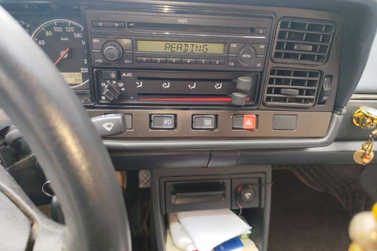 Used Volkswagen Santana Classic 2007 1.8L Jingchang Model