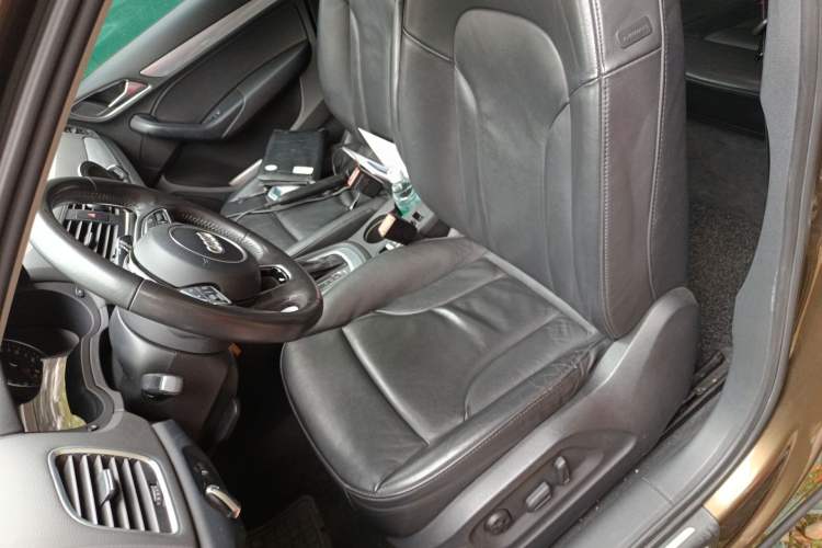 Used Audi Q3 2015 35 TFSI Comfort Model