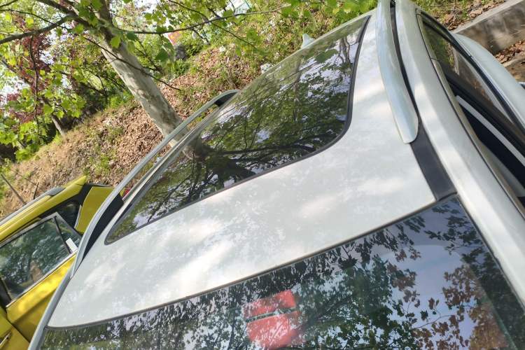 Used Roewe RX5 2018 30T Two-Wheel Drive Automatic Internet Platinum Edition Roof