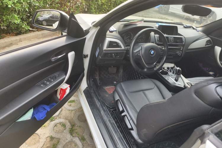 Used BMW 2 Series 2015 218i Convertible Coupe
