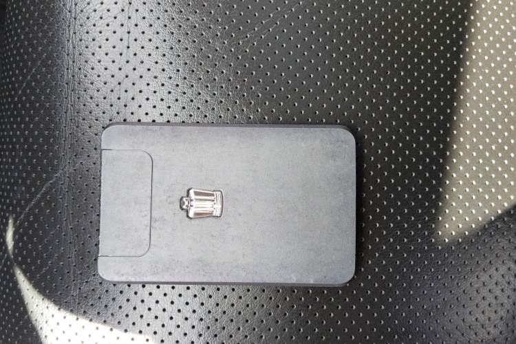 Used Toyota Crown 2012 2.5L Royal Leather Edition