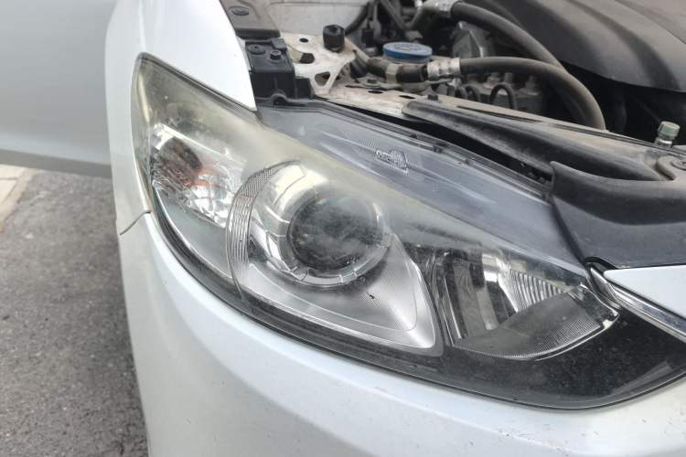 Used Mazda Atenza 2015 2.0L Blue Sky Fashion Edition
