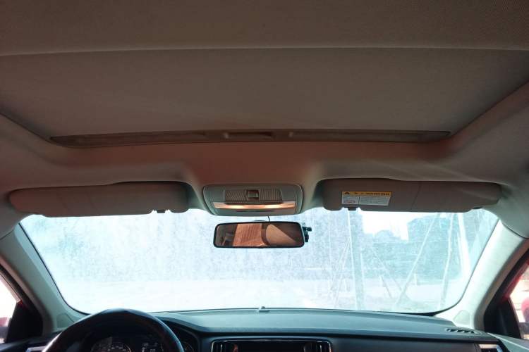 Used Roewe i6 2017 20T Automatic Internet Smart Edition