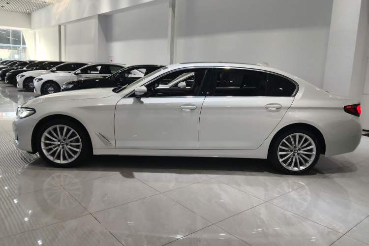 Used BMW 5 Series 2021 Updated 530Li Luxury Package Premium Edition