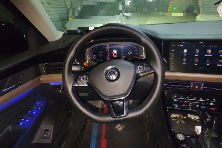 Used Volkswagen Passat 2020 330TSI Luxury Edition China VI