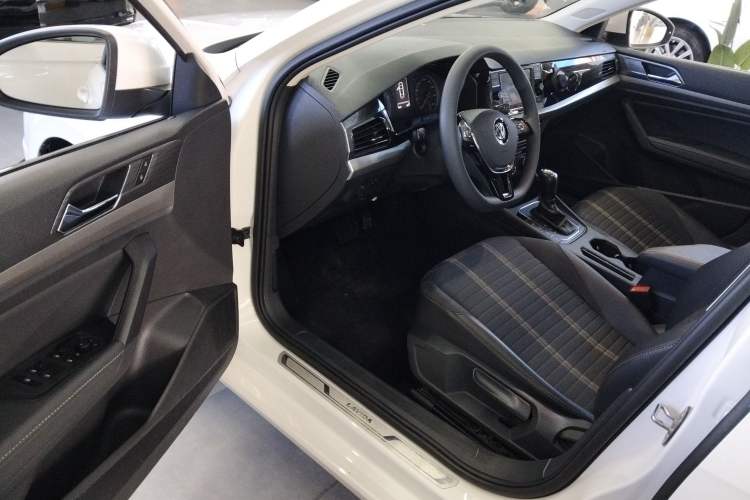 Used Volkswagen Lavida 2019 280TSI DSG Comfort Edition China VI standard
