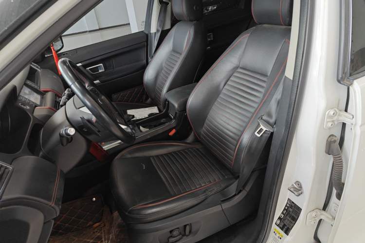 Used Land Rover Discovery Sport 2019 240 PS SE Dynamic Version China VI Standard