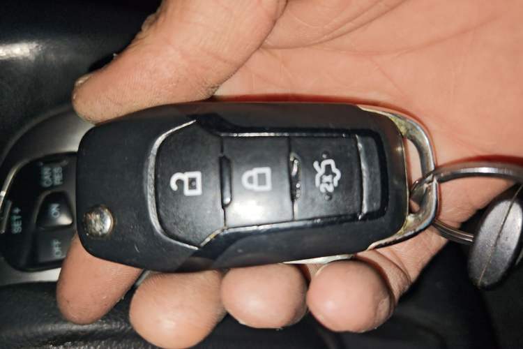 Used Ford Escort 2017 Happiness Edition 1.5L Automatic Fashion Version
