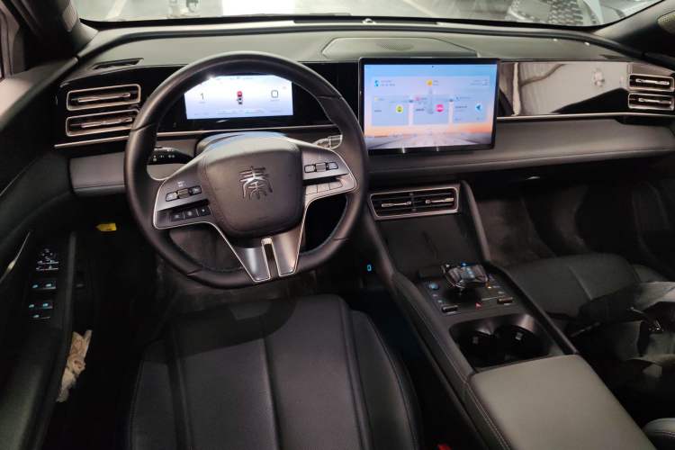 Used BYD Qin L 2024 DM-i 80KM Beyond Model
