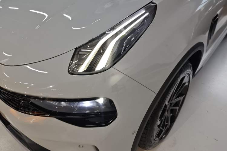 Used Lynk & Co 01 EM-P 2023 1.5TD EM-P Dawn Edition