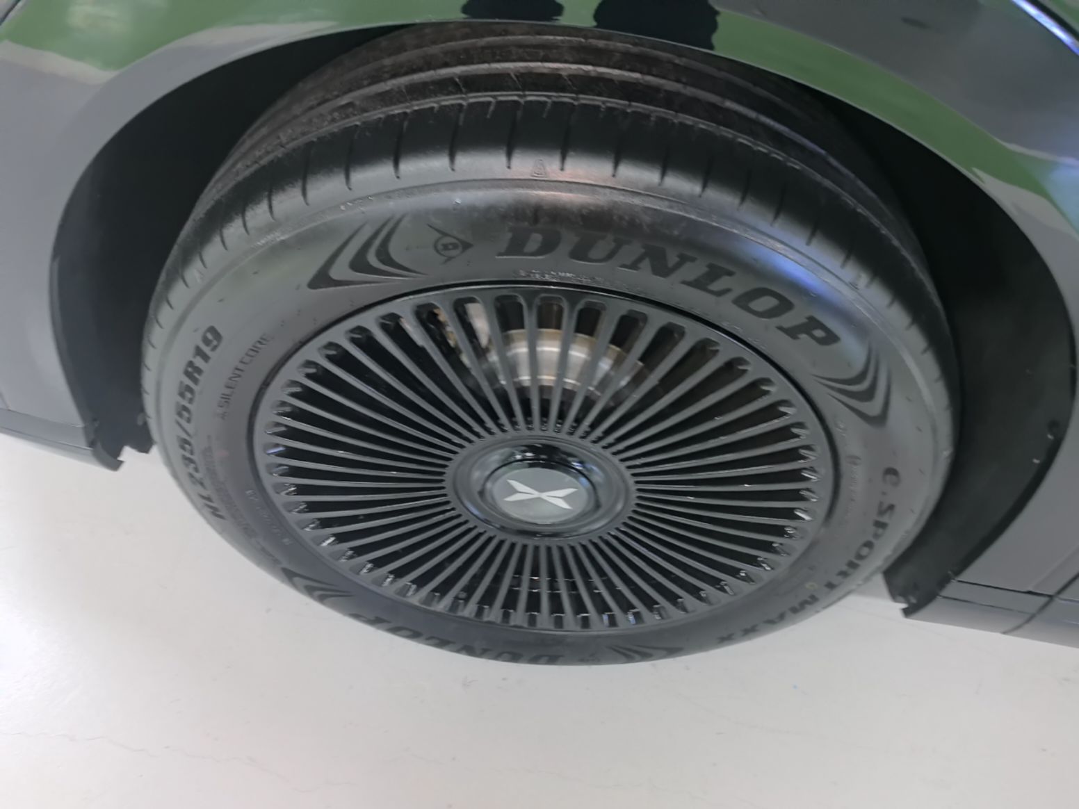 XPeng X9 2024 610 Long-Range Pro — снимка 10