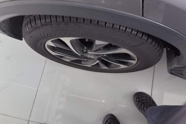 Used Toyota IZOA 2018 2.0L Yichi Version China VI Standard
