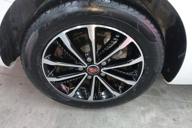 Used Roewe i5 2020 1.5L Automatic 4G Connect Luxury Flagship Edition
