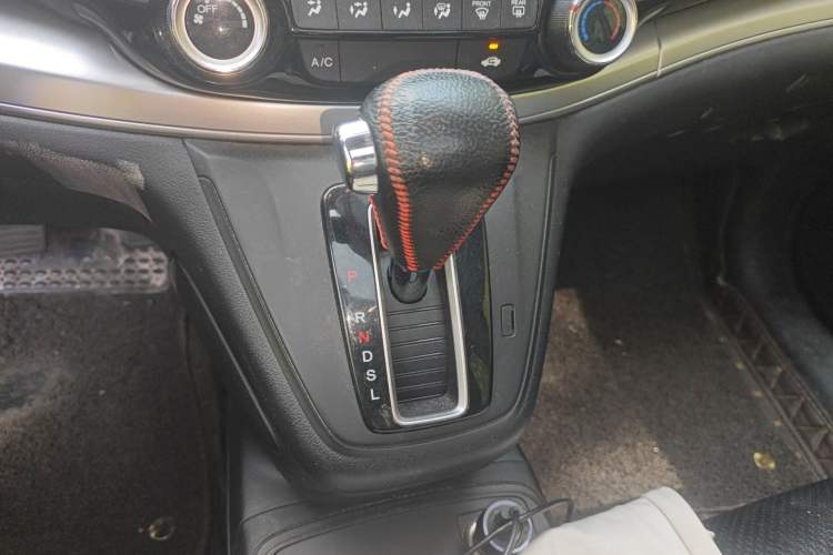 Used Honda CR-V 2016 2.0L two-wheel drive Urban Edition