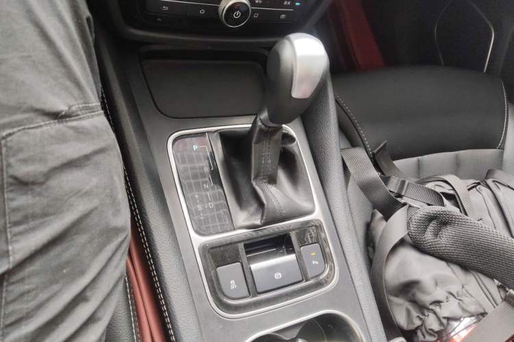 Used BYD Song MAX 2017 1.5T Automatic Smart Connect Luxury 7-Seater
