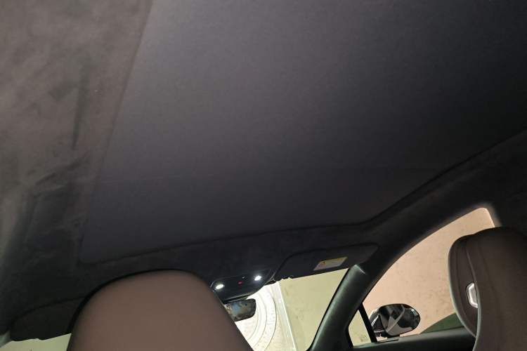 Used Hima Luxeed R7 2024 All-Electric 802 km Max Headliner