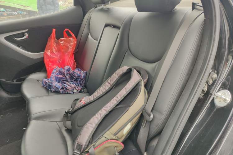 Used Hyundai Elantra (5th Generation / Langdong) 2015 1.6L Automatic Leading Model
