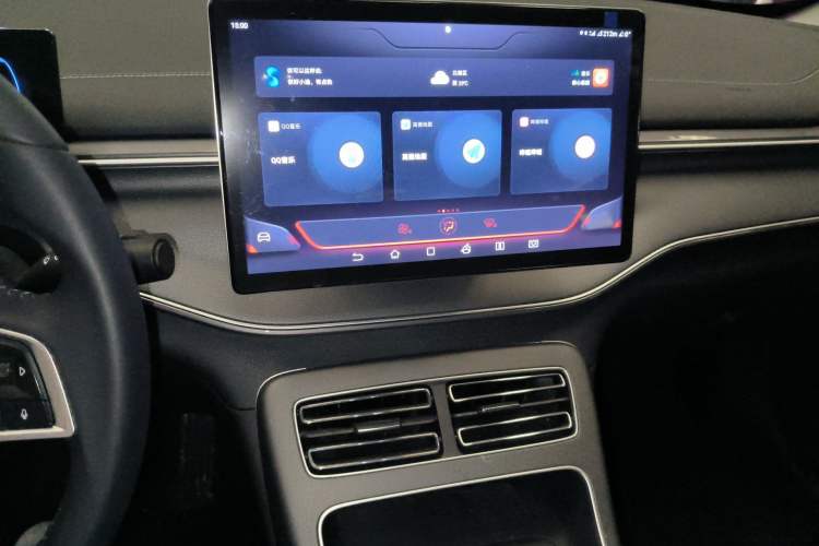 Used BYD Destroyer 05 2024 Honor Edition DM-i 120KM Luxury Model Audio And AC Panel