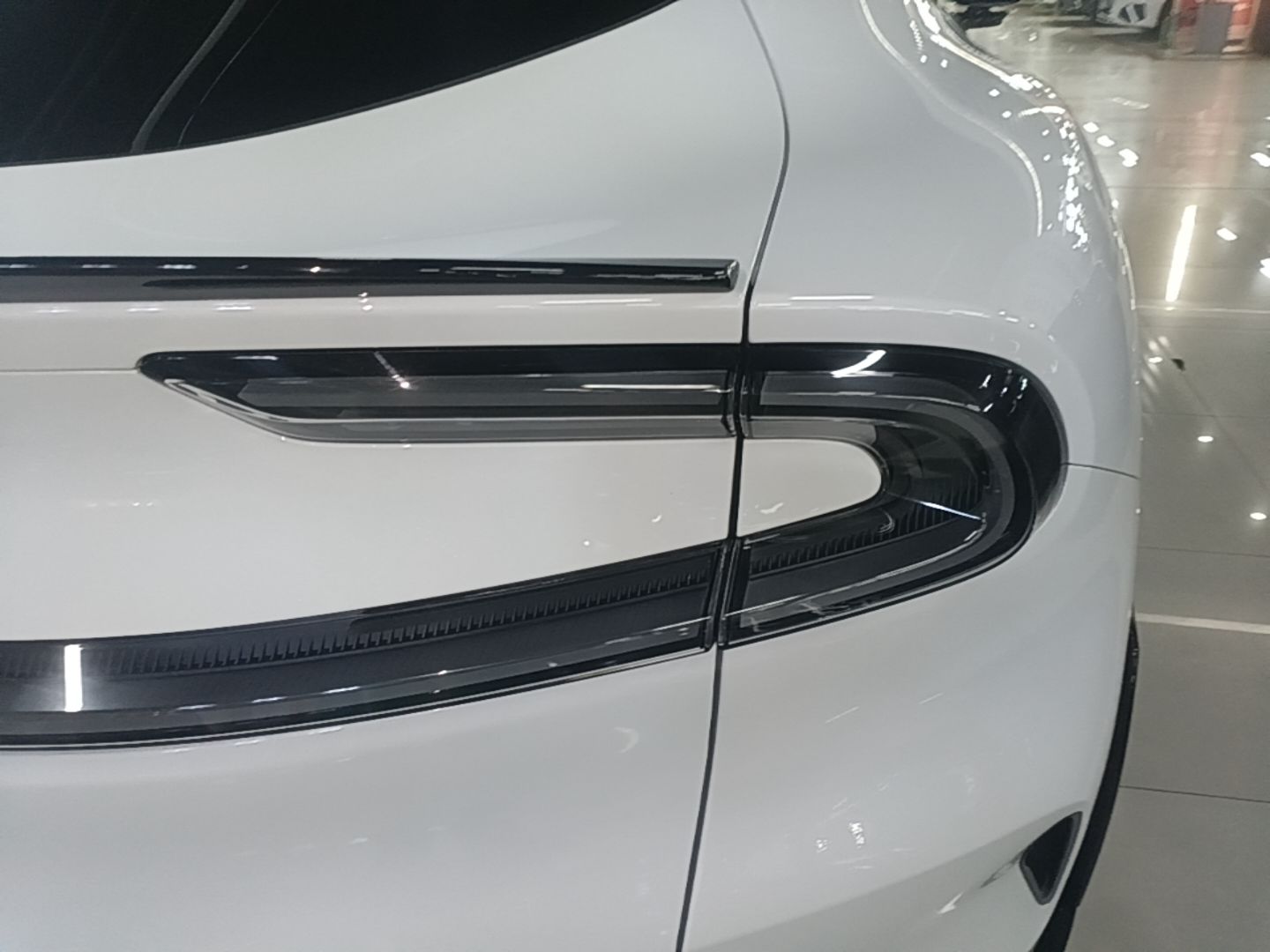 Xiaomi Auto YU7 2025 Ultra-Long Range Rear-Wheel Drive Version — снимка 9