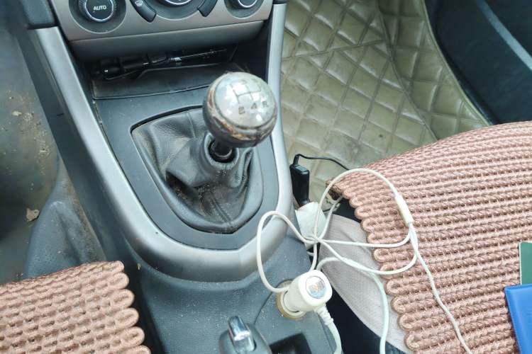 Used Peugeot 408 2011 2.0L Manual Luxury Edition