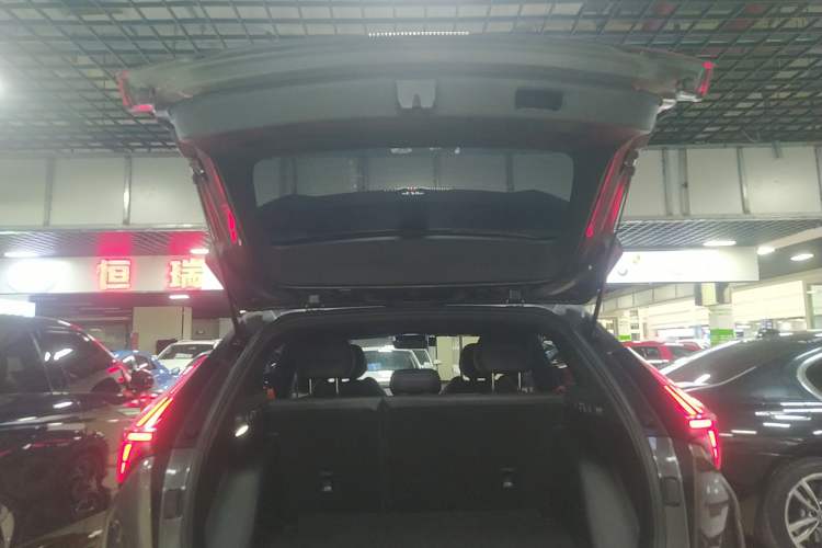 Used Geely Auto Emgrand X7 Sport 2023 Boyue COOL 1.5TD Smart Model Trunk