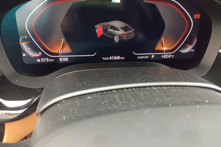 Used BMW 6 Series GT 2021 630i M Sport Package Odometer Close Up