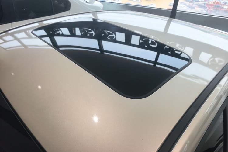 Used Geely Auto Binray 2018 14T Manual Binzhi Edition
