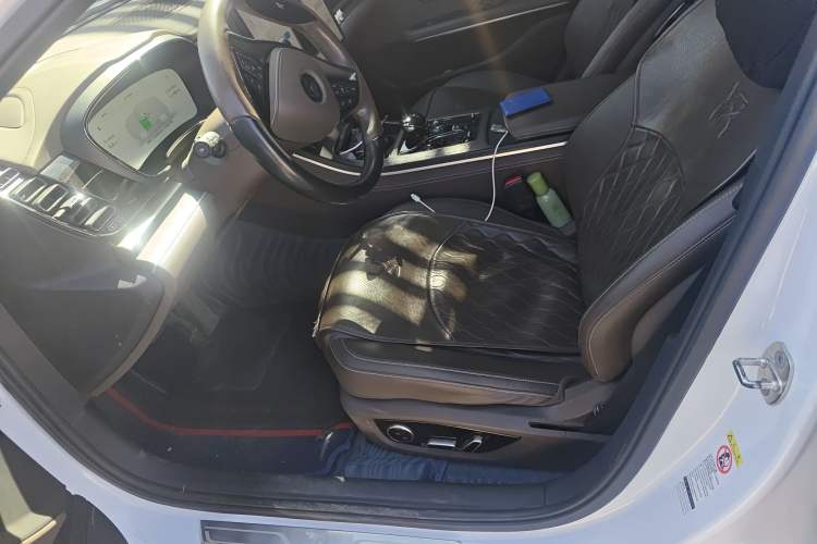 Used BYD Han 2023 DM-i Champion Edition 121KM Prestige Model
