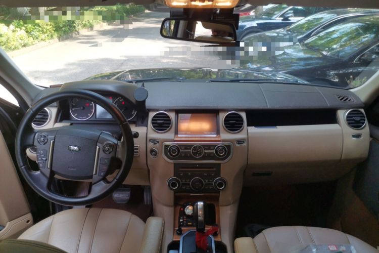 Used Land Rover Discovery 2010 4.0 V6 HSE Gasoline Model
