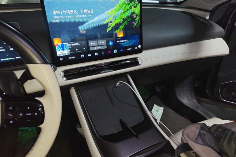 Used Hycan A06 2022 630C Audio And AC Panel