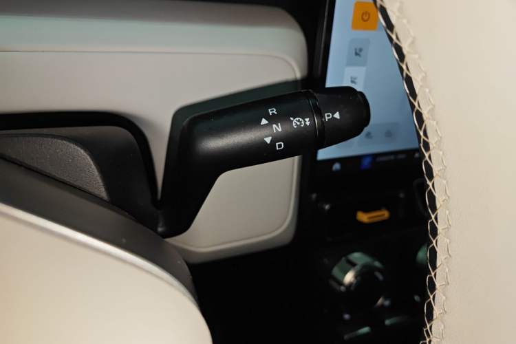 Used iCAR V23 2025 401 Two-Wheel Drive Intelligent Driving Version