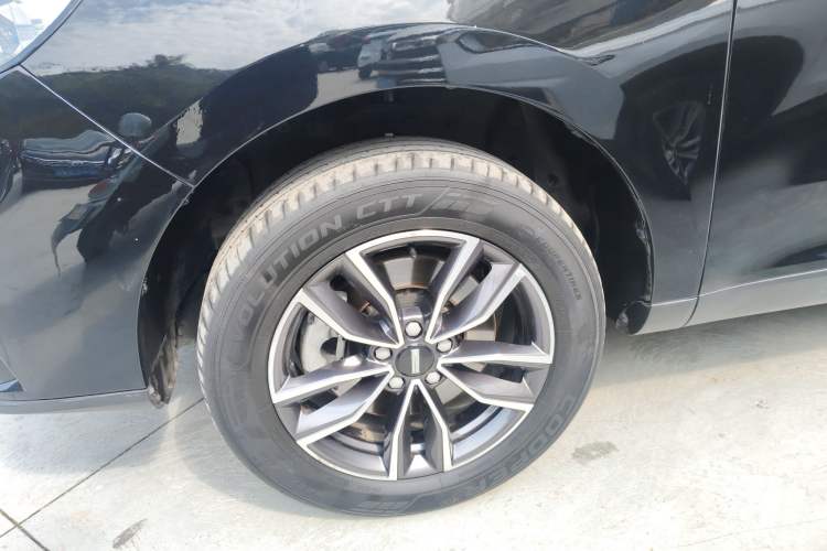 Used Wey VV5 2020 1.5T Two-Wheel Drive Smart Pioneer Left Front Wheel Hub