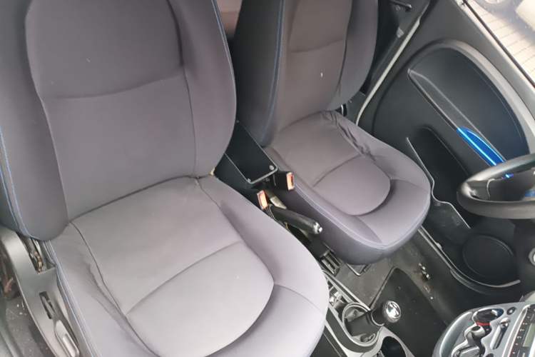 Used JMEV E200L 2018 E200L Standard Model (250 km)

