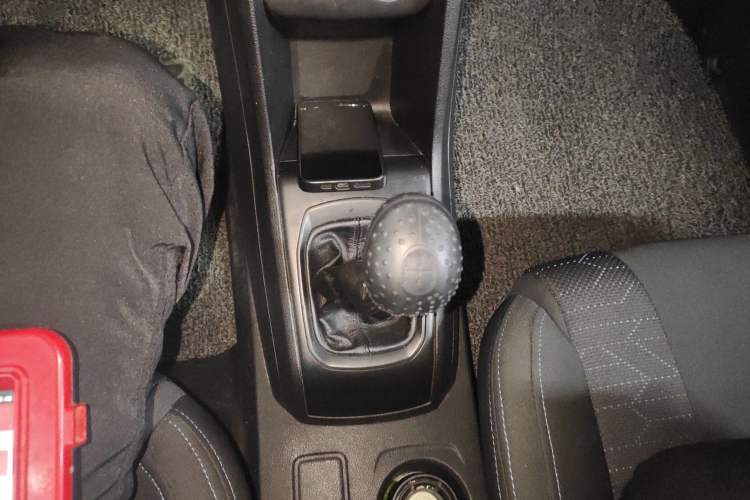 Used Baojun 310 2016 1.2L manual Comfort trim level
