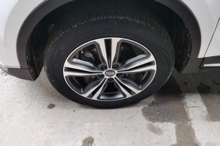 Used Geely Auto Emgrand X7 Sport 2022 1.8TD DCT Zhiya Trim
