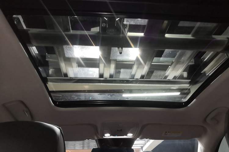 Used Hongqi HS5 2022 Revised Version 2.0T Smart Connect Flagship Edition