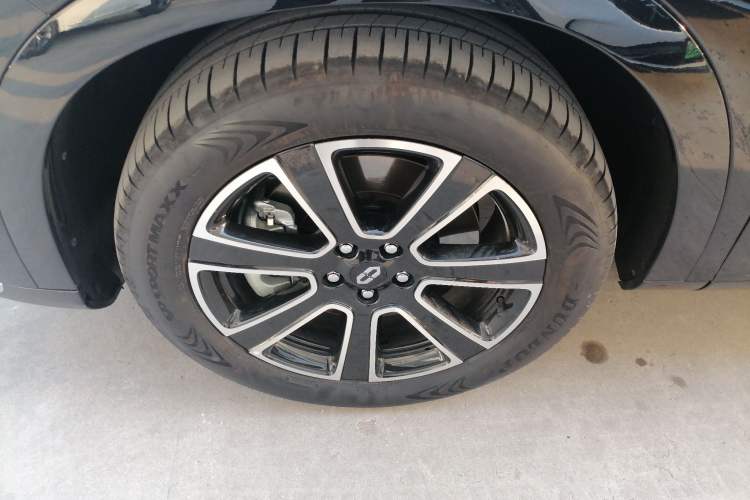 Used Hima AITO M7 2024 1.5T Intelligent Driving Rear-Drive Pro Version 5 Seats Exterior 4