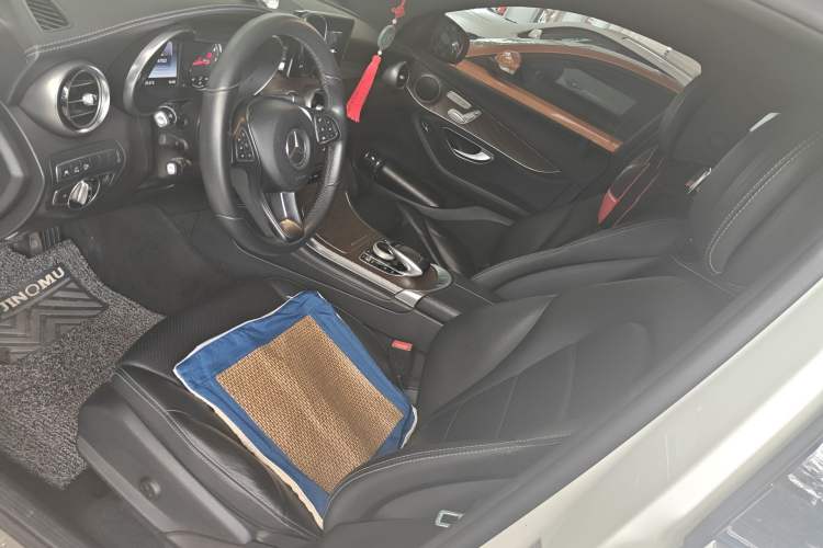 Used Mercedes-Benz GLC 2017 GLC 300 4MATIC Sport Edition