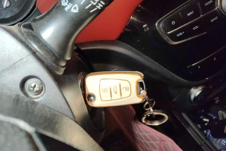 Used Haval H1 2015 1.5L AMT Urban Model