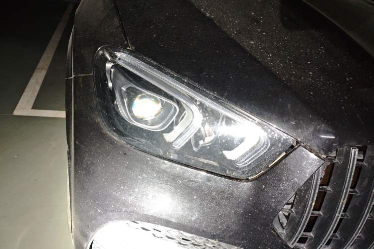 Used Mercedes-Benz GLE 2020 GLE 350 4MATIC Fashion Model Right Front Headlight